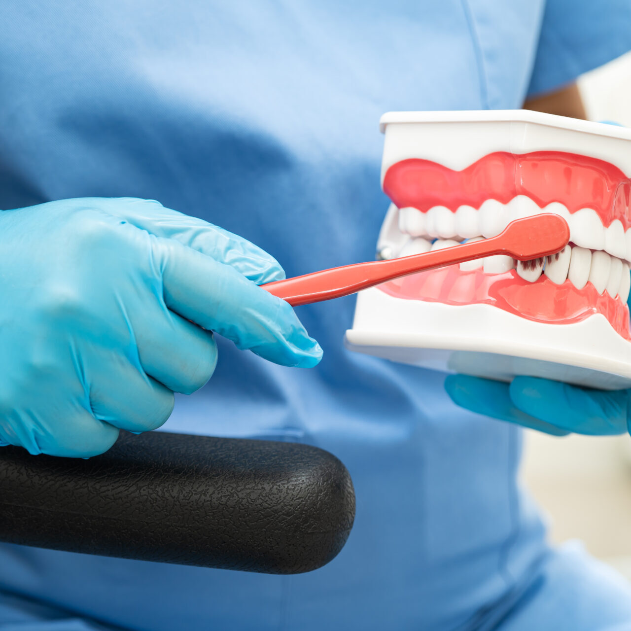 teeth cleaning ettalong teeth cleaning kincumber